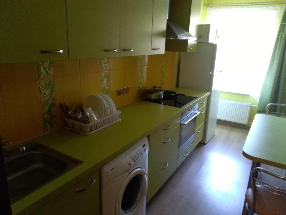 Brivibas 25 Apartamenti เวนต์สปิลส์ ภายนอก รูปภาพ